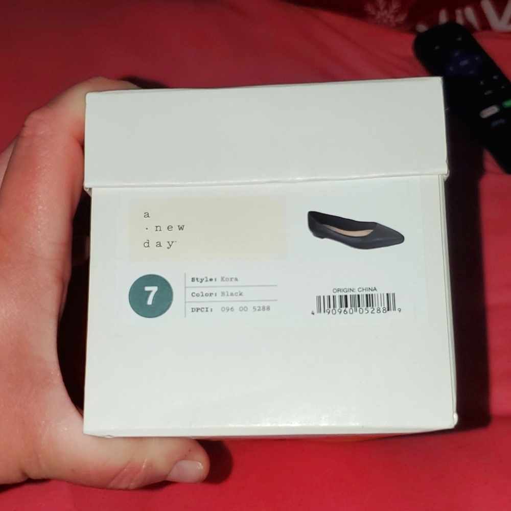 Size 7 flats